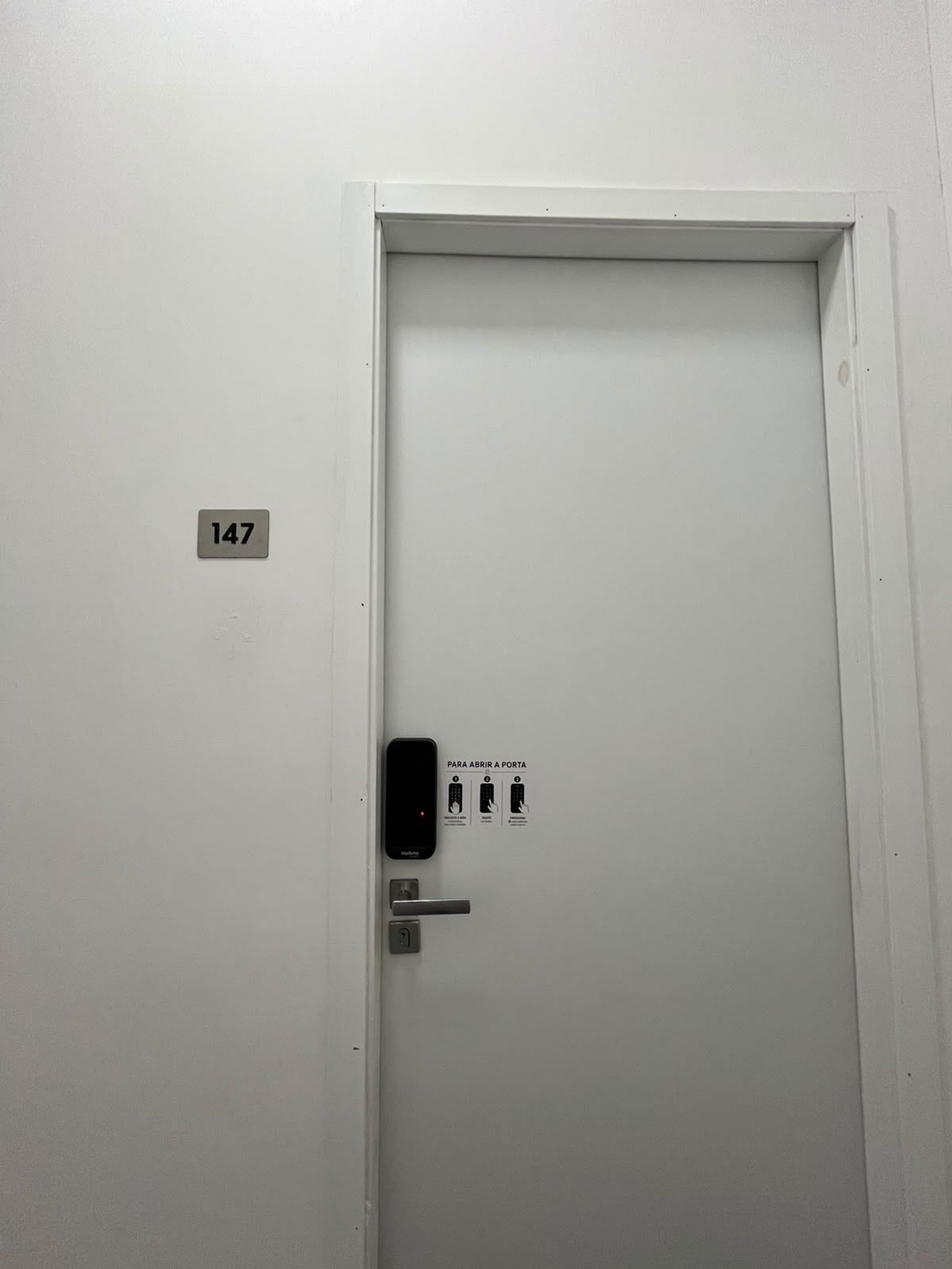 Quarto Individual 147