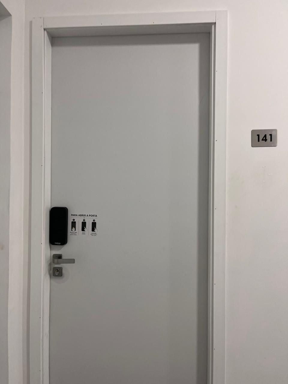 Quarto Individual 141